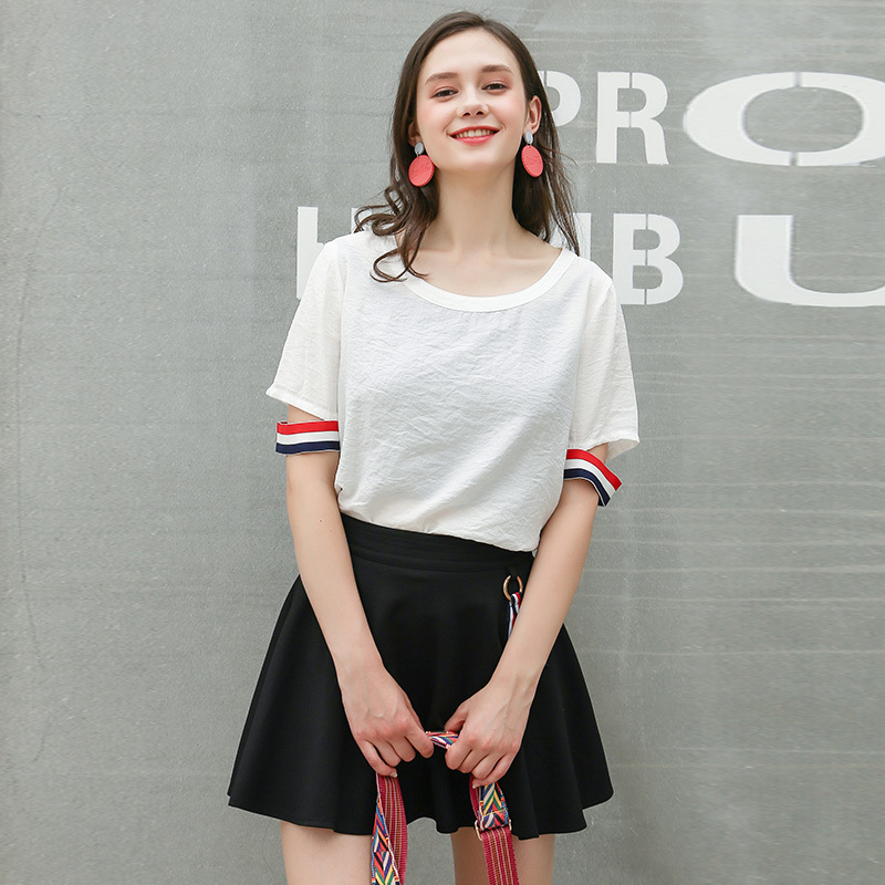 依尚街区女衬衫2018夏季新款时尚韩版气质淑女圆领短袖镂空修身白色上衣潮