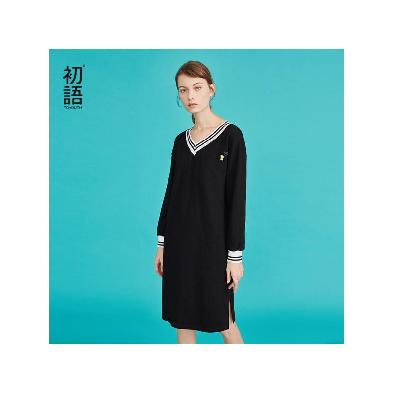 初语黑色连衣裙女装撞色条纹拼接直筒H形刺绣V领裙子