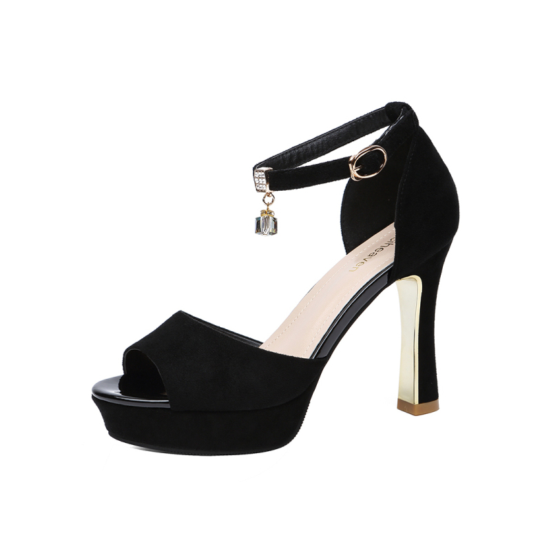 高跟鞋粗跟鱼嘴鞋女鞋子2018新款一字扣带防水台夏季女士性感凉鞋