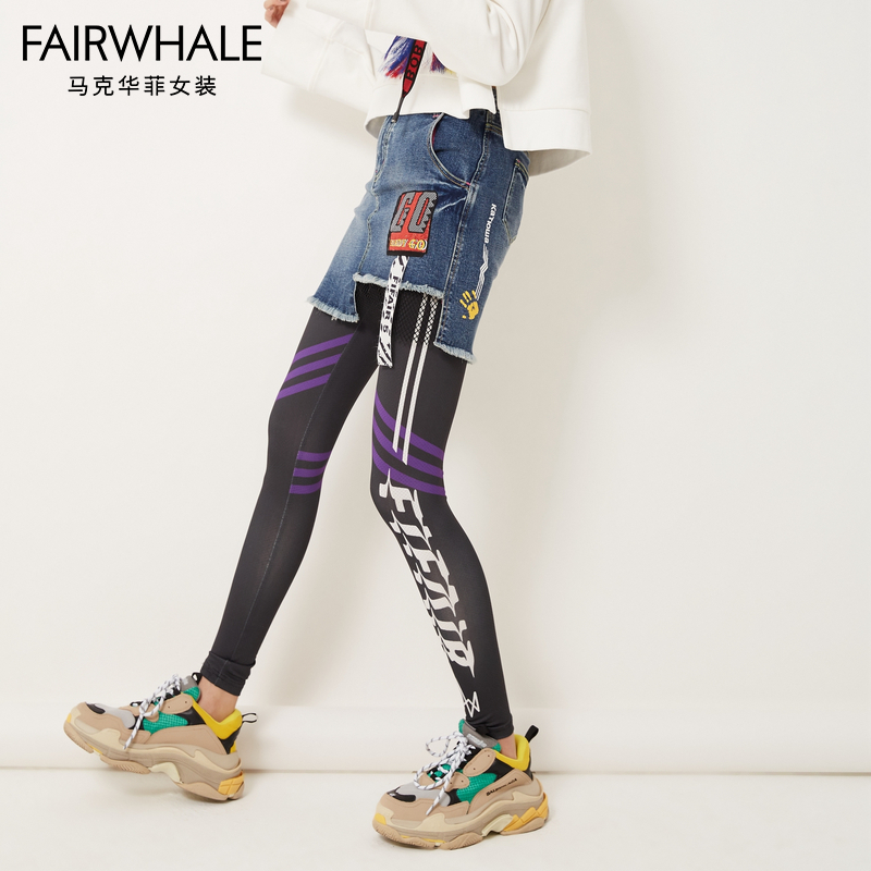 马克华菲女装2019春新机车街头潮流印花织带字母牛仔短裙