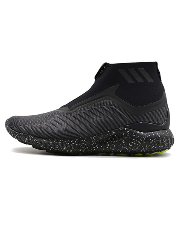 阿迪达斯女子运动休闲中帮拉链保暖跑步鞋BW0209