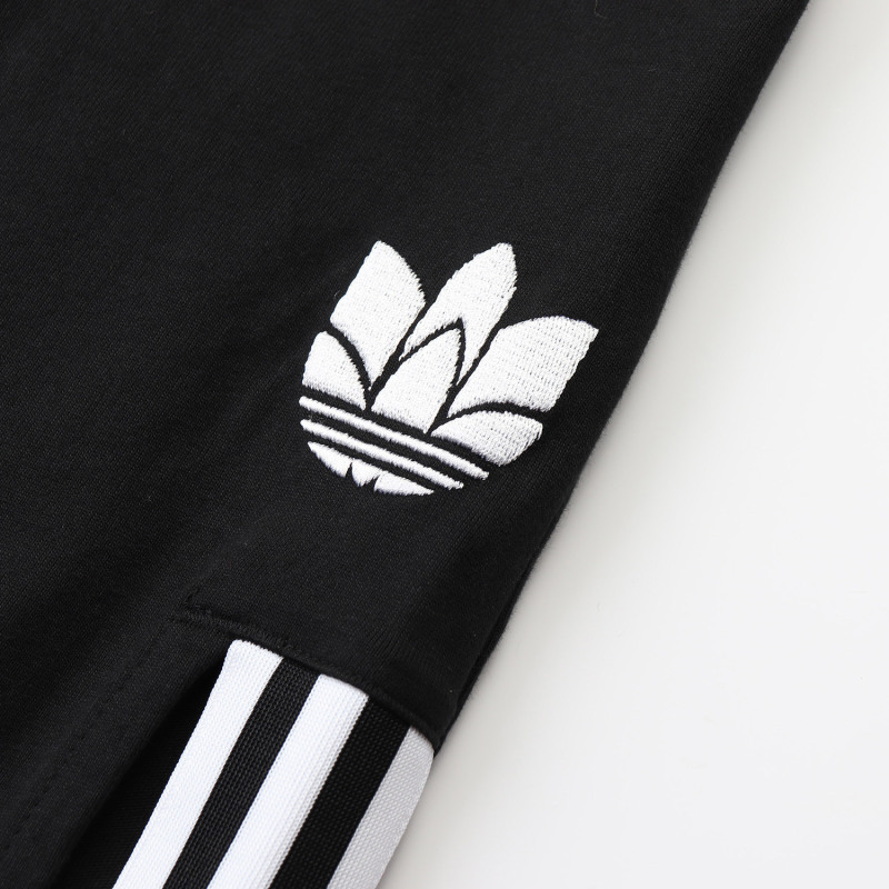 adidas阿迪达斯三叶草女装运动服休闲连衣裙GM6766