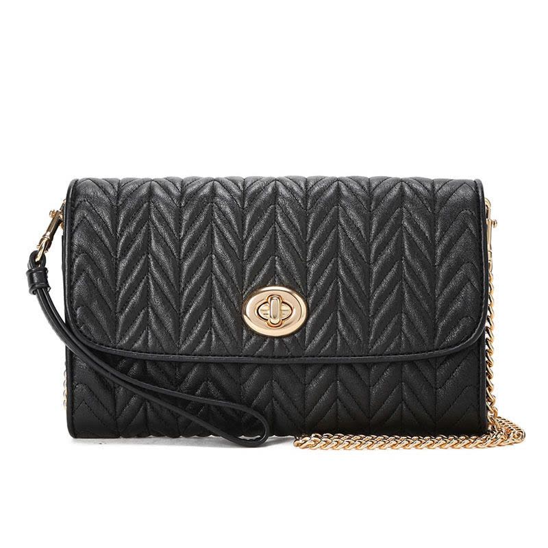 Coach 褶皱款链条斜挎包 F76823图片