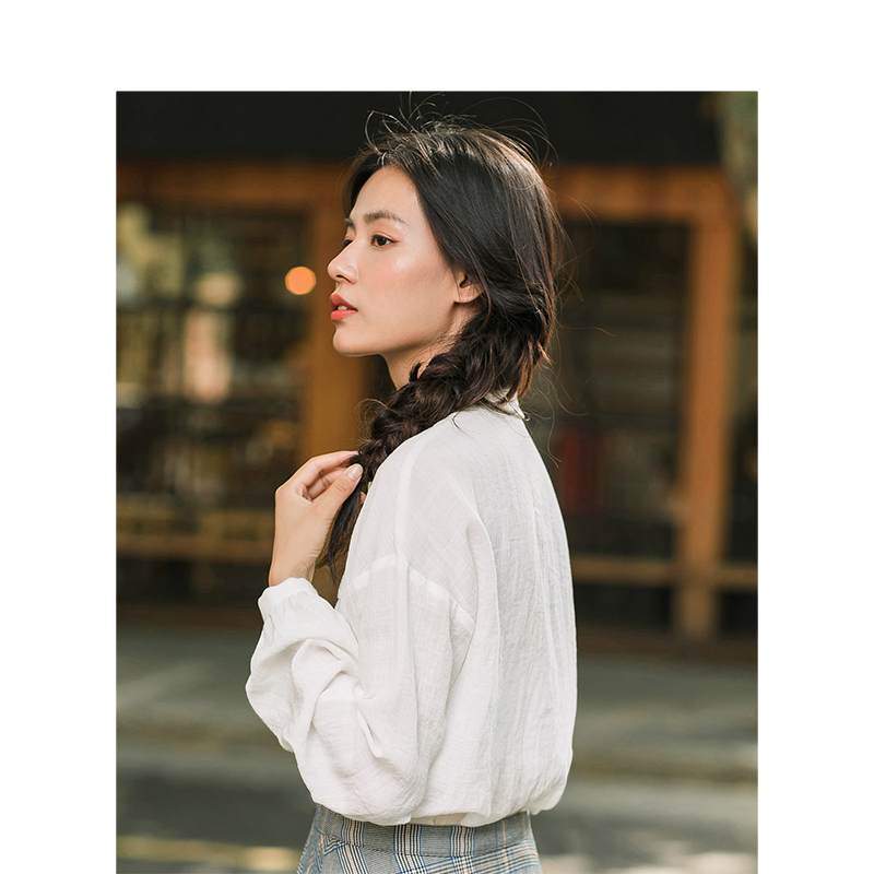 茵曼秋装简洁素雅休闲系带领宽松薄款长袖衬衫女通勤OL风_1
