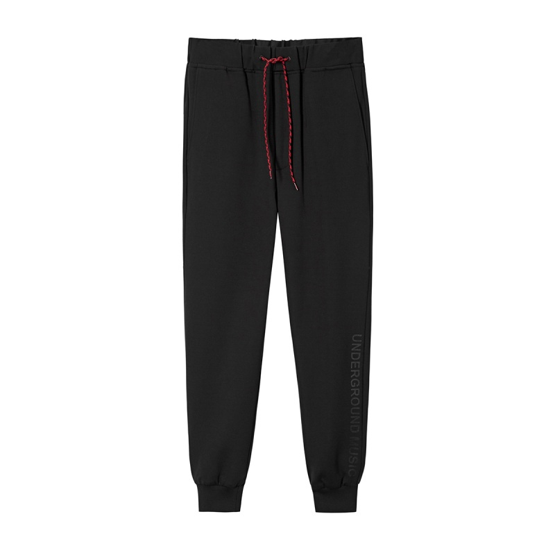 太平鸟男装春季束腿裤男士黑色运动裤青年印花休闲裤长裤潮