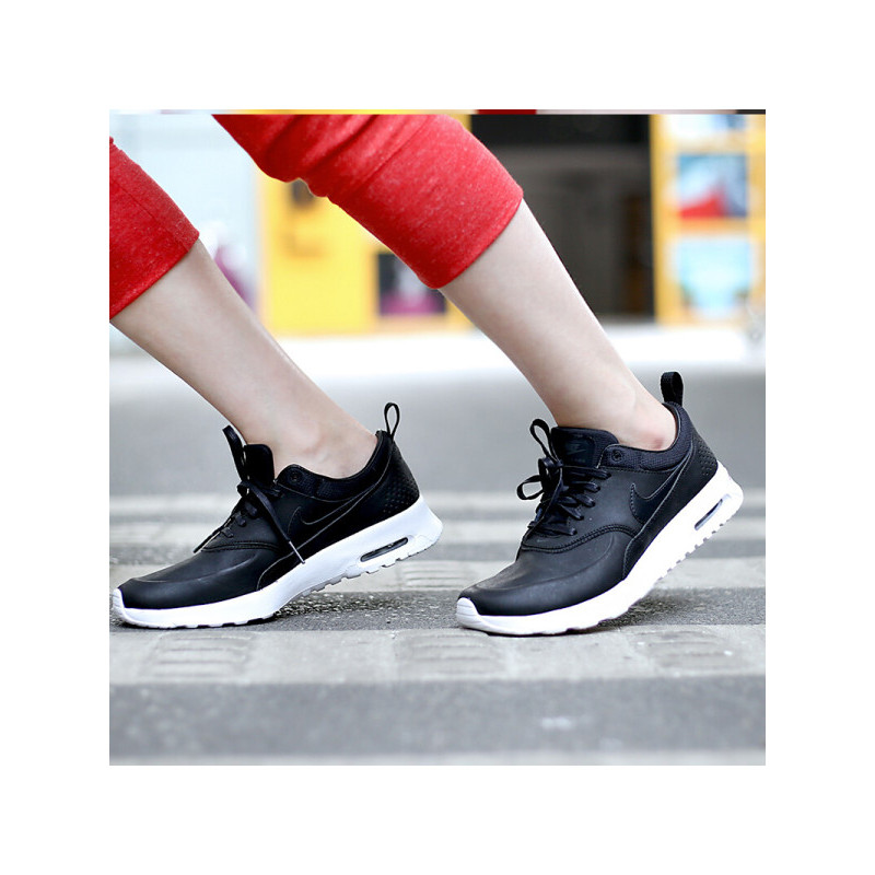 耐克NIKE女鞋AIRMAX气垫休闲跑步鞋