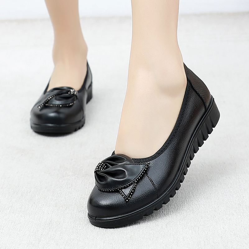 木林森mulinsen真皮妈妈鞋单鞋女舒适休闲软底中老年平底女鞋乐福鞋