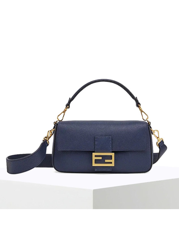 预定 FENDI芬迪 BAGUETTE手袋 中号 手拎单肩法棍包8BR600