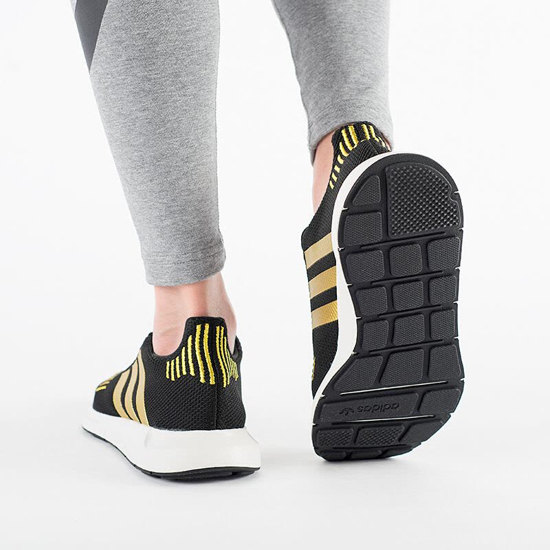 阿迪达斯（Adidas）阿迪达斯三叶草冬女子运动生活低帮休闲鞋CG4145图片