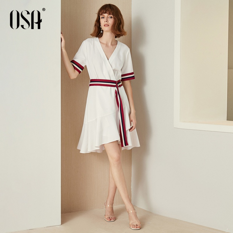 OSA欧莎V领连衣裙女2019新款夏荷叶边白色不规则裙子收腰a字裙