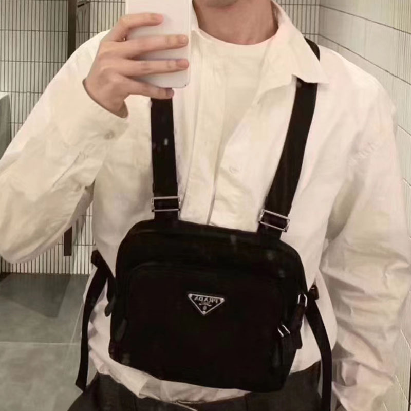 预订 PRADA 普拉达 男士胸包 2VL014
