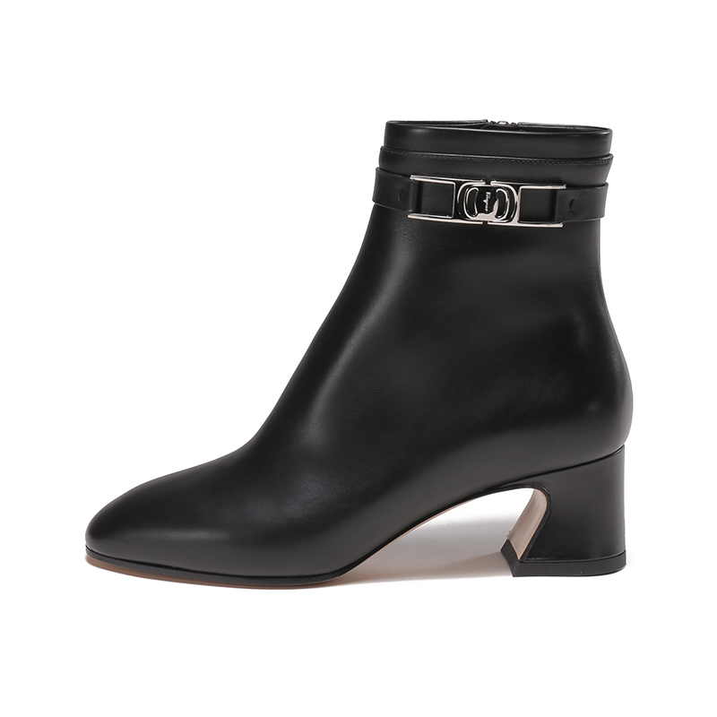 菲拉格慕 Salvatore Ferragamo 女士牛皮革VARA链饰高跟粗跟靴子短靴踝靴 0753957