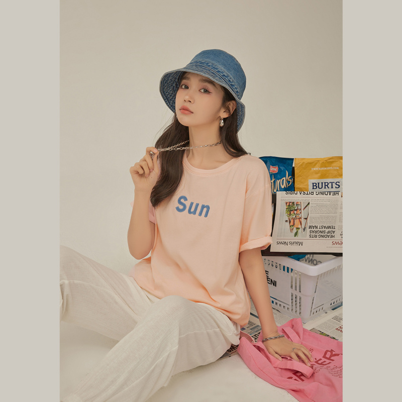 othermix字母绣花t恤女2021年夏季新款时尚薄款圆领宽松短袖上衣