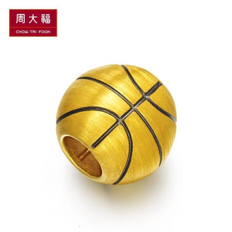 周大福金吊坠运动达人篮球转运珠足金金吊坠R19094