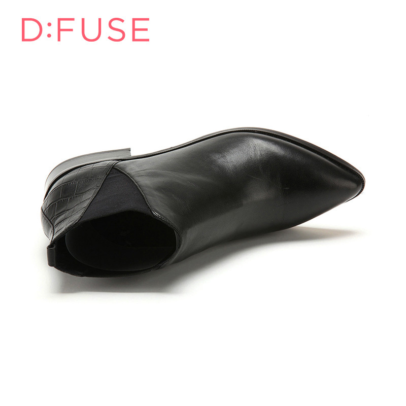 D：Fuse/迪芙斯冬季牛皮尖头中跟潮酷短靴女鞋DF54115038_vCl57