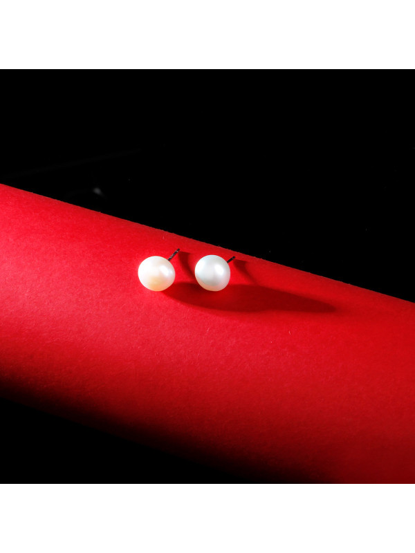 一生一石珍爱至上天然淡水珍珠耳钉时尚百搭925银耳钉耳环女