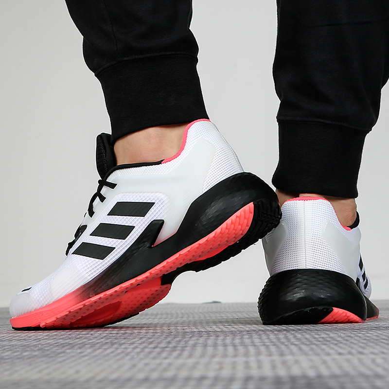 adidas阿迪达斯跑步鞋男鞋2020秋季新款白色低帮跑鞋运动鞋eg5082