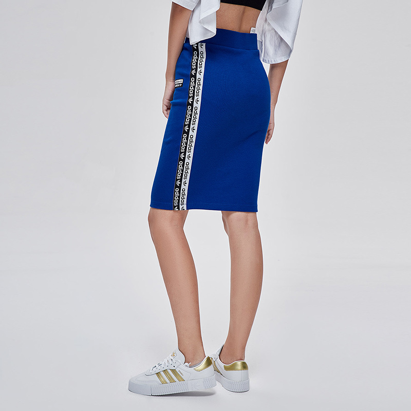 adidas阿迪达斯三叶草女装蓝色双重串标LOGO运动短裙包臀裙半身裙ED7421