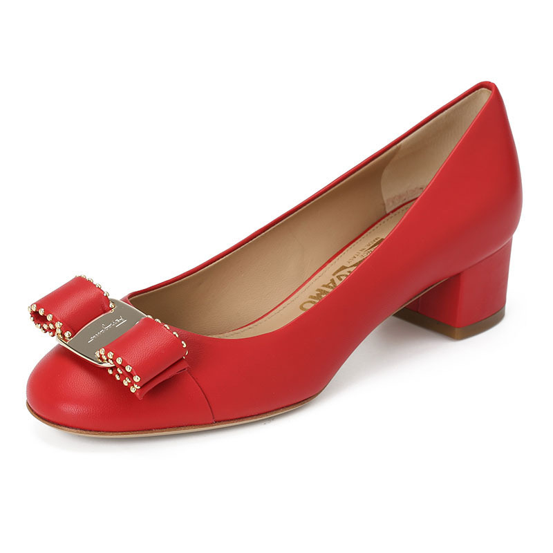 FERRAGAMO Vara 中跟鞋01N555