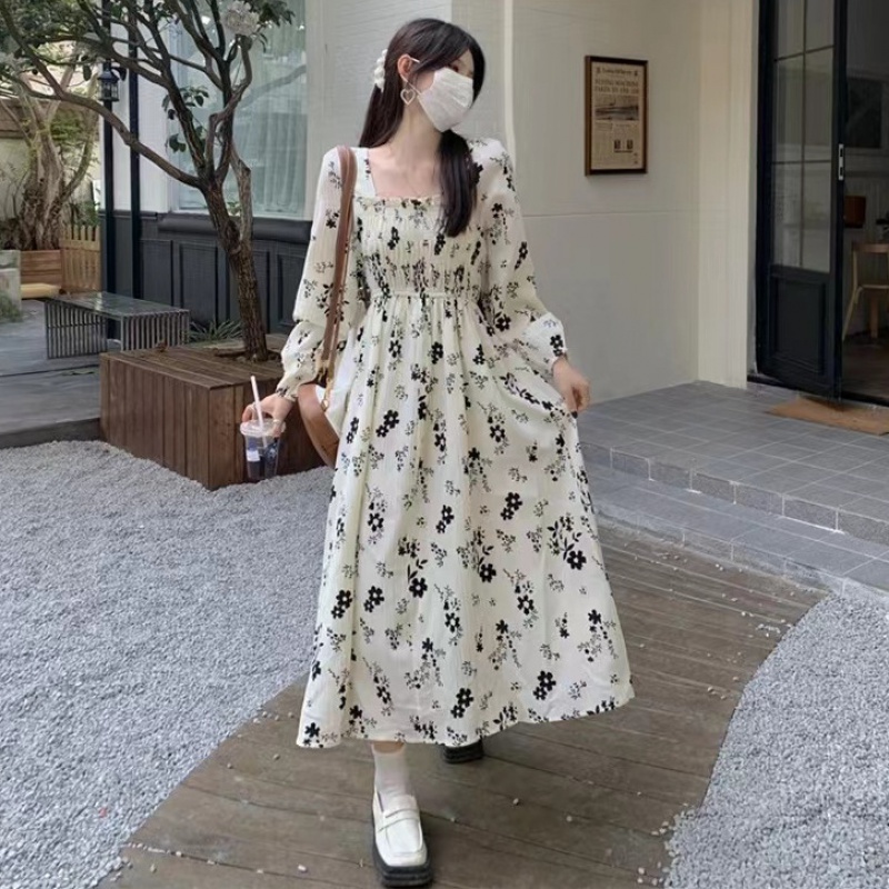 气质长袖春秋装连衣裙新款设计感时尚百搭显瘦气质碎花长裙子