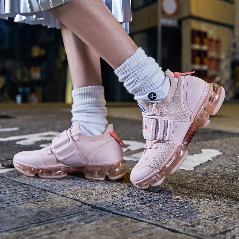 安踏漫威联名seeed零界nasa全掌气垫粉色女子跑步鞋92835509