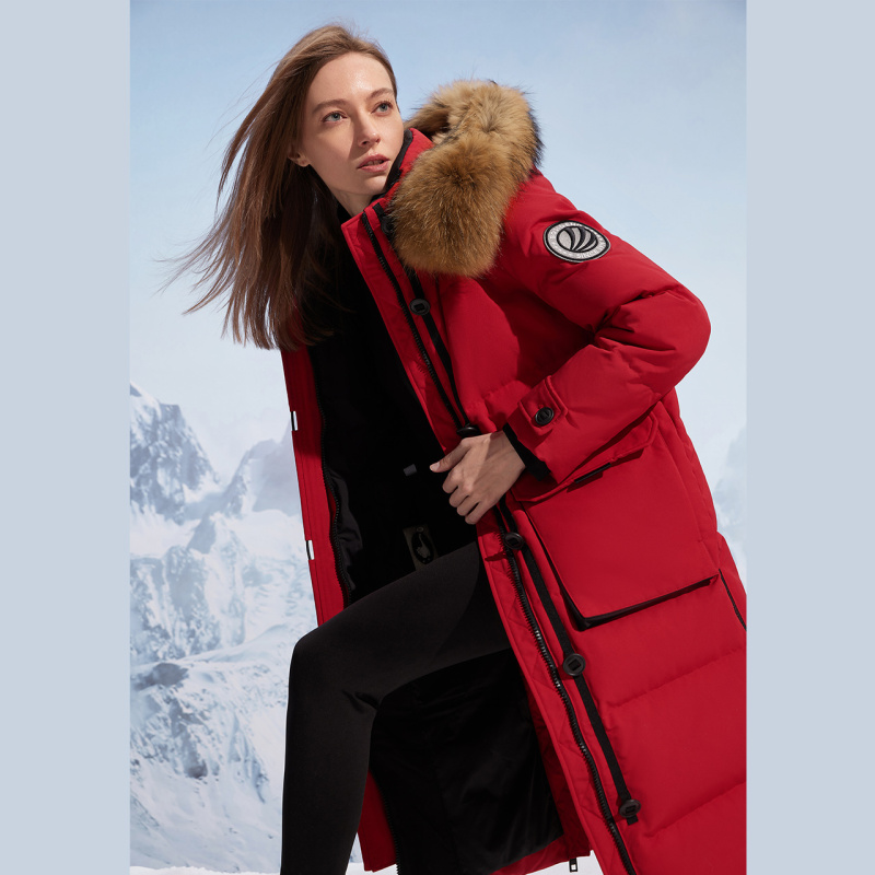 波司登女士新款寒系列长款鹅绒百搭时尚舒适温暖加厚羽绒服