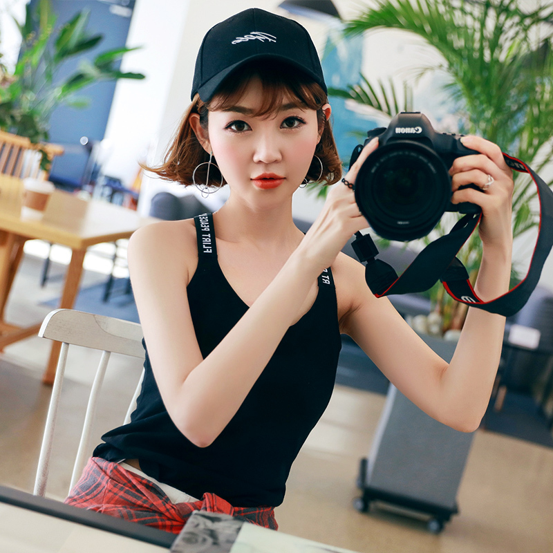 韩都衣舍2018新款女装夏装新款修身潮打底吊带背心EQ10488婋