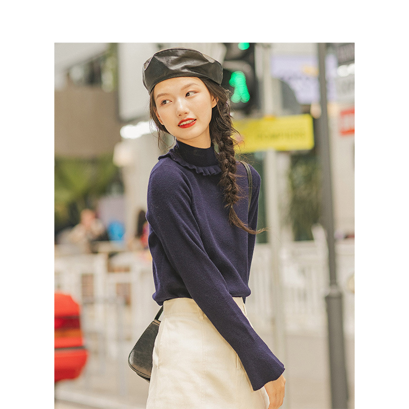 茵曼2019新款优雅气质秋冬半高领打底套头毛衣女木耳边纯色喇叭袖