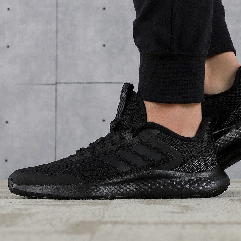 Adidas阿迪达斯男鞋2020旗舰正品运动鞋休闲耐磨跑步鞋FW9555图片