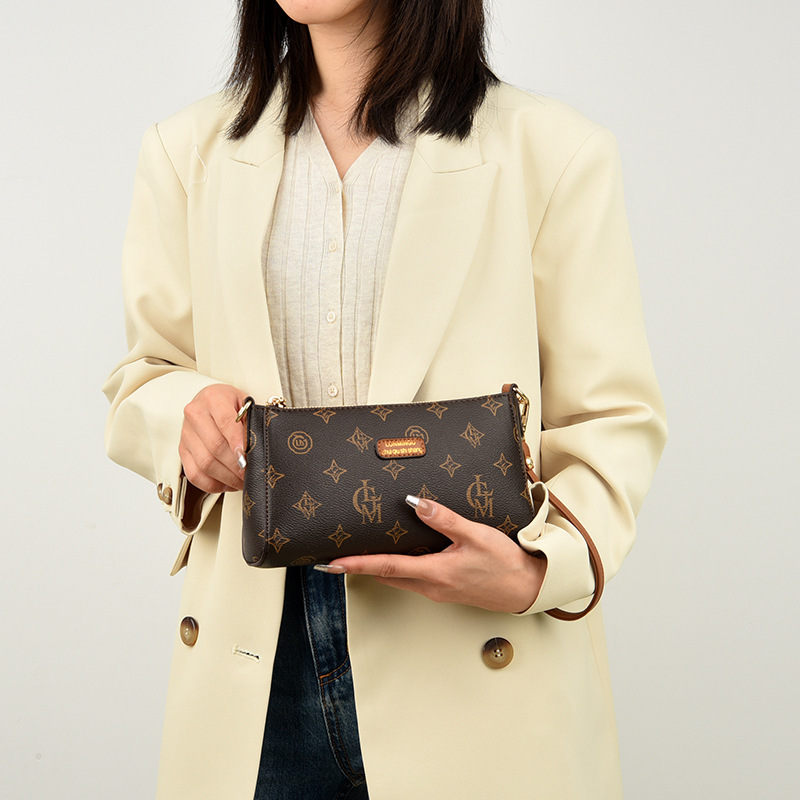 小包包2022新款欧美复古经典老花中年妈妈包轻便手拿包女士斜挎包