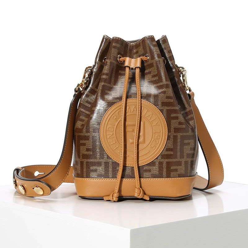 预订 FENDI芬迪 MON TRESOR水桶包 FF标识老花款8BT298金扣图片