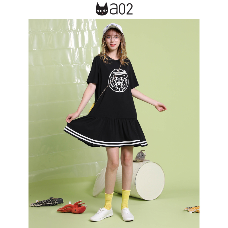a02新款2020减龄卡通印花宽松显瘦荷叶边下摆连衣裙女DTV2D1001DR