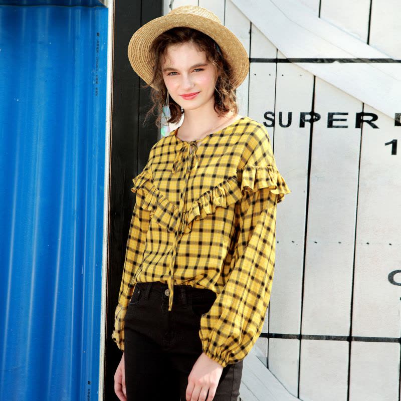 日韩时尚甜美荷叶边系带格纹灯笼袖小衫图片