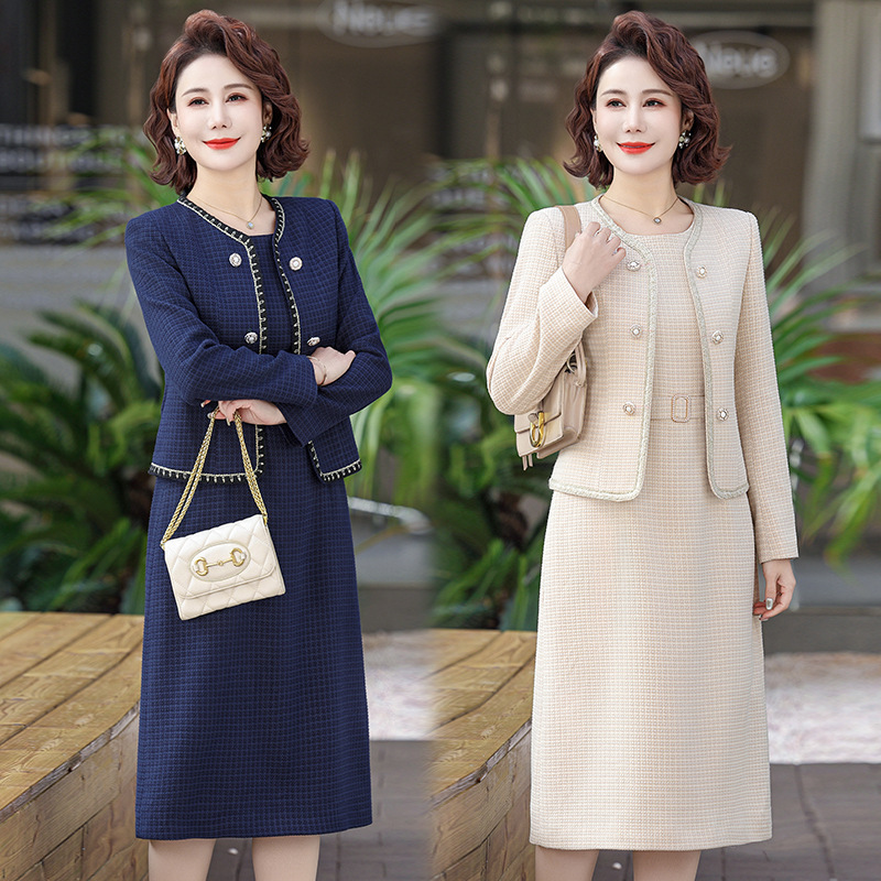 拿细耳中老年女装