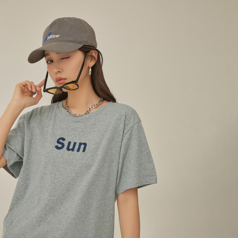 othermix字母绣花t恤女2021年夏季新款时尚薄款圆领宽松短袖上衣