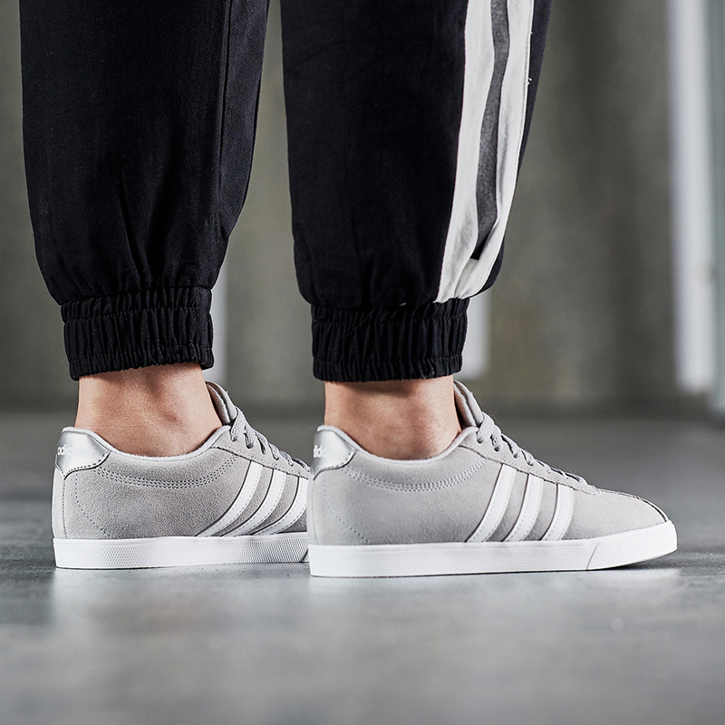 adidas女鞋板鞋低帮网球文化休闲运动鞋AW4209