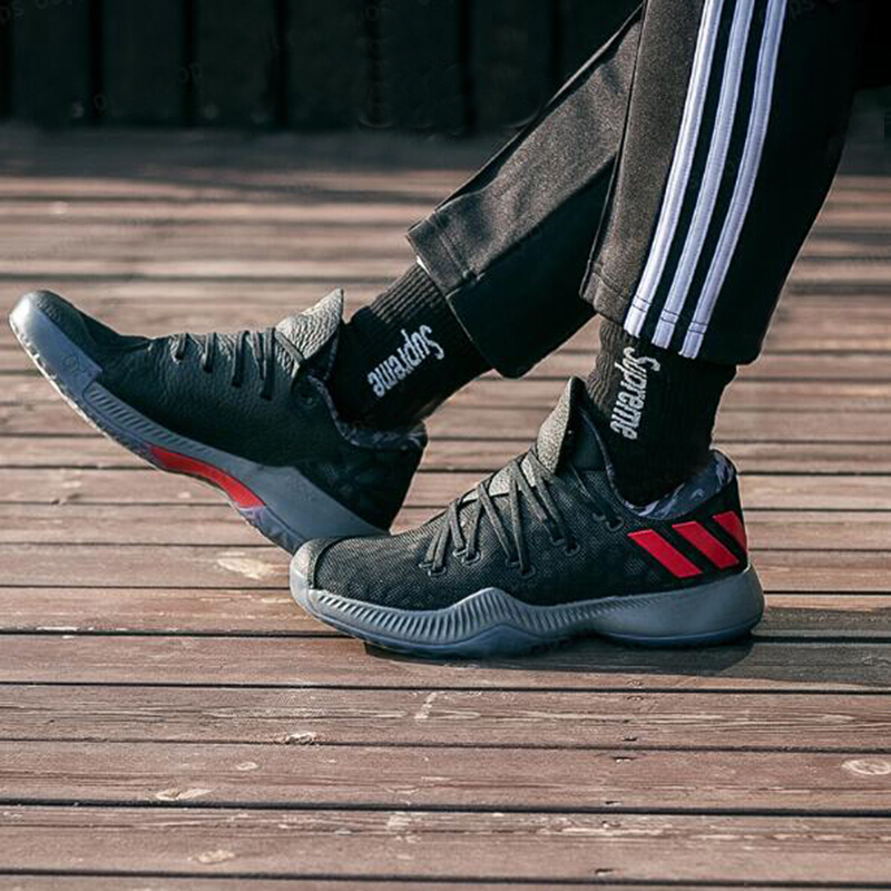 Adidas阿迪达斯男鞋季运动鞋低帮轻便耐磨舒适篮球鞋AC7826