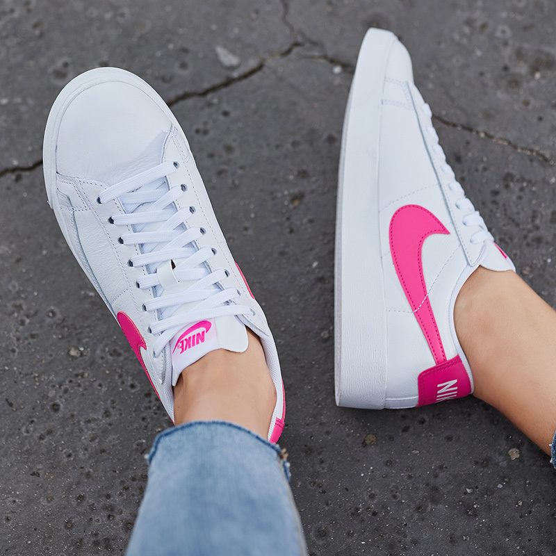 nike女鞋板鞋blazer开拓者粉勾小白鞋低帮运动鞋av9370