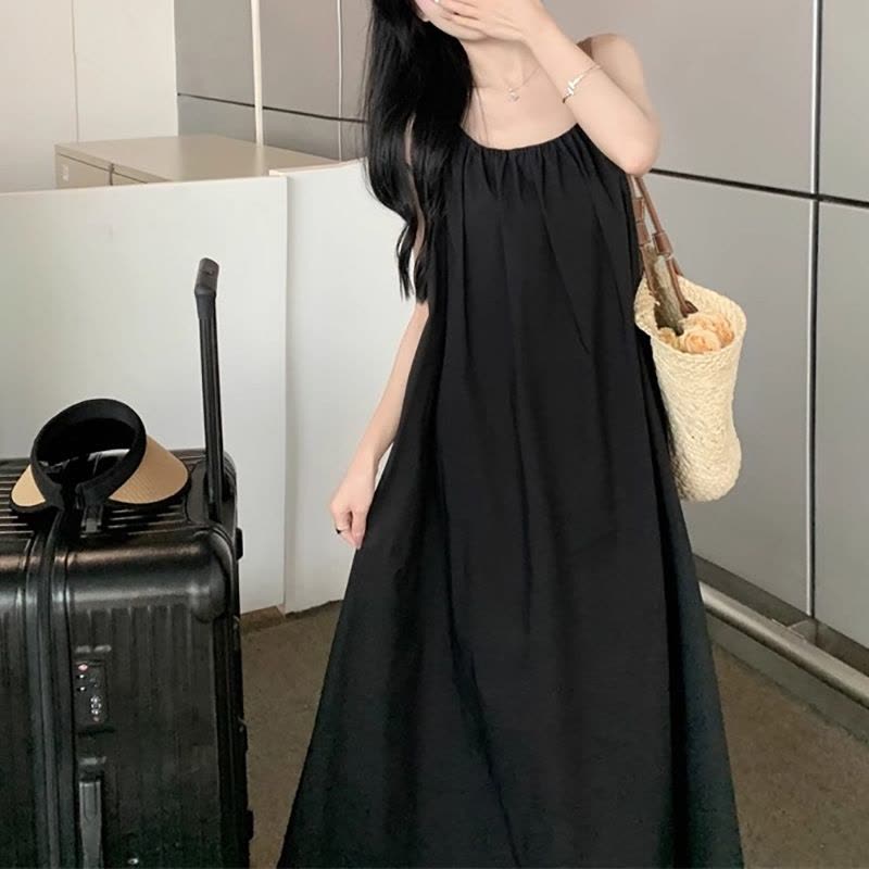 法式初恋浪漫气质感高级性感露背挂脖吊带连衣裙仙女海边度假长裙图片