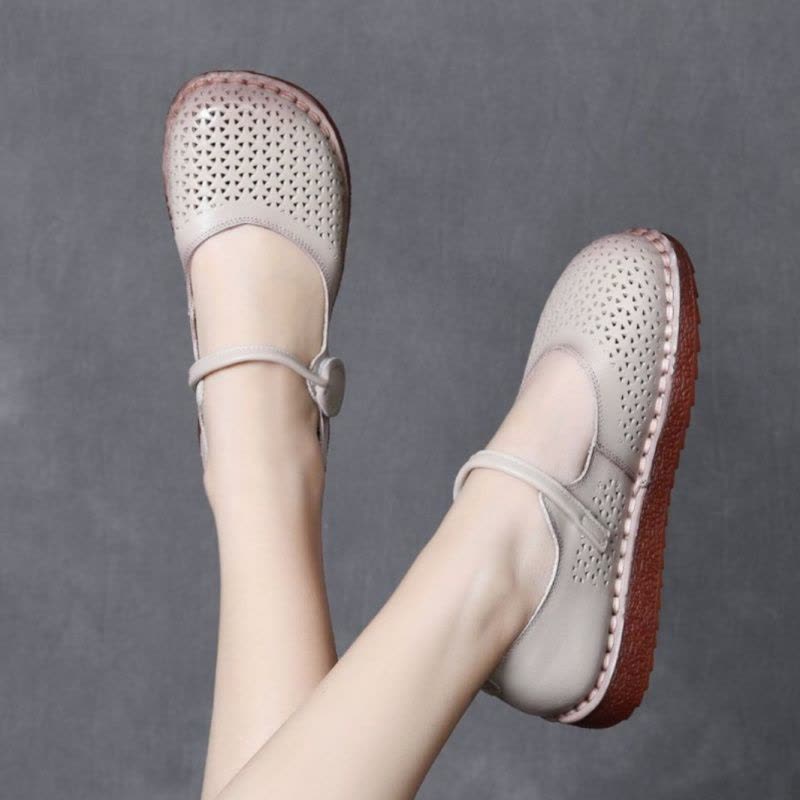 头层牛皮复古镂空凉鞋女2025夏季新款平底洞洞鞋舒适透气妈妈鞋图片