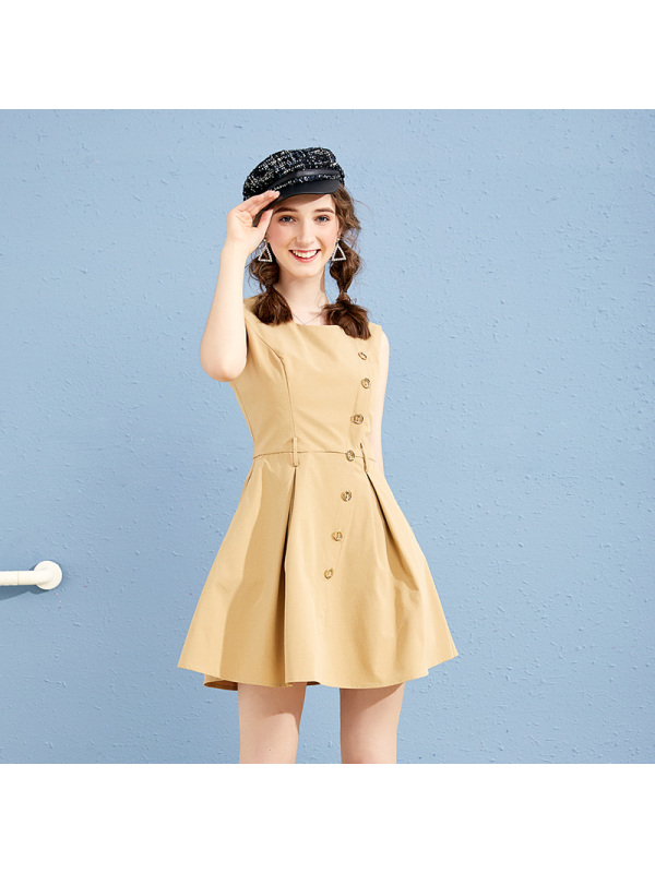 美丽衣橱卡其色连衣裙女2019夏新款时尚百搭圆领无袖高腰裙子潮