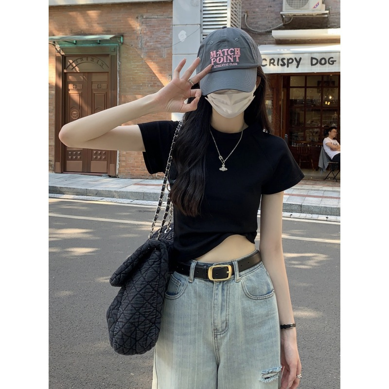 短款正肩短袖T恤女2025夏季修身显瘦休闲性感辣妹体恤学生上衣潮