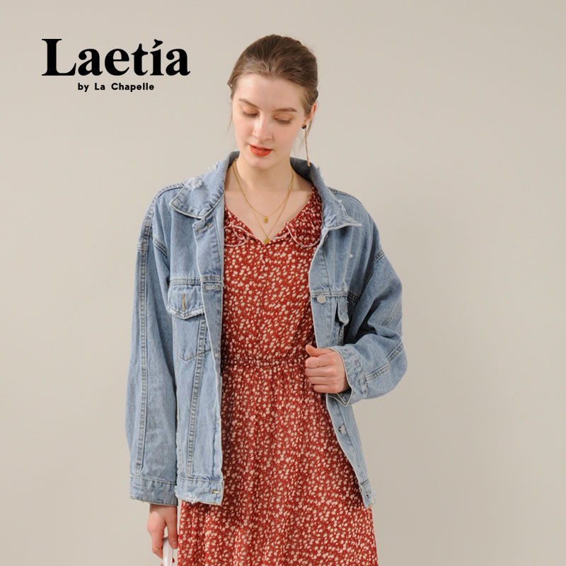 拉夏贝尔Laetia 2021春装新款韩版宽松破洞重工刺绣牛仔外套女