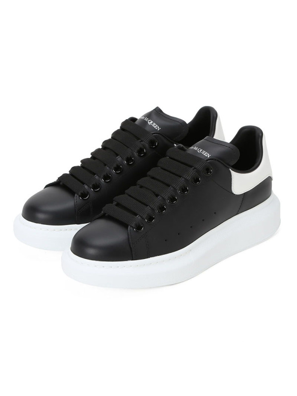McQueen Sneakers Oversize阔型鞋 白色厚鞋底光面皮553770白尾