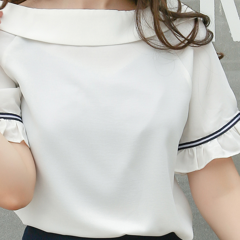 依尚街区小清晰短裙两件套女夏2018新款时尚淑女一字肩荷叶袖高腰包臀裙潮