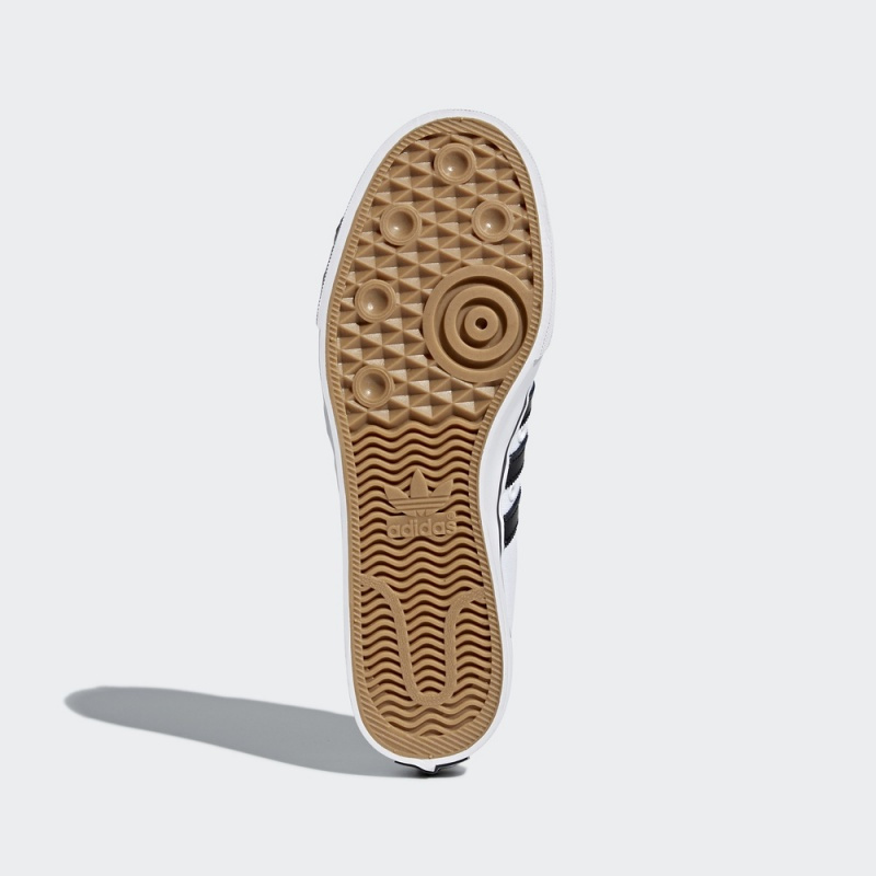 阿迪达斯adidas三叶草NIZZA男子经典鞋CQ2333