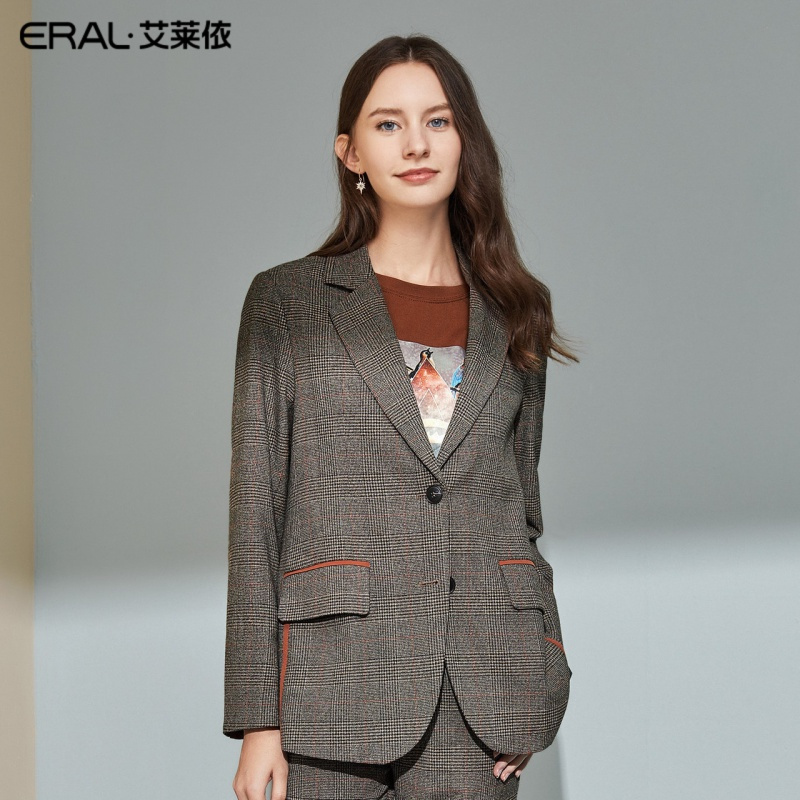 艾莱依2019秋季新款OL风优雅气质翻领单排扣女外套短款