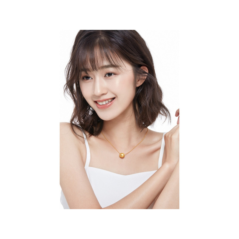 周大福LINE FRIENDS系列布朗熊珠足金黄金吊坠R22072