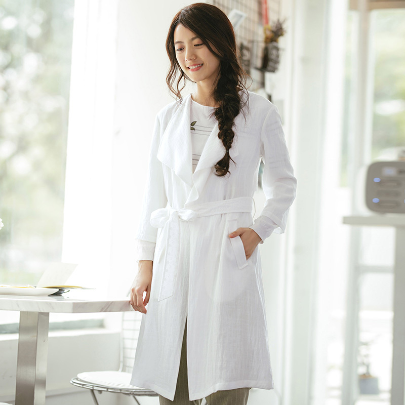 茵曼春新款韩版翻领白色宽松百搭薄风衣外套女中长款七分袖