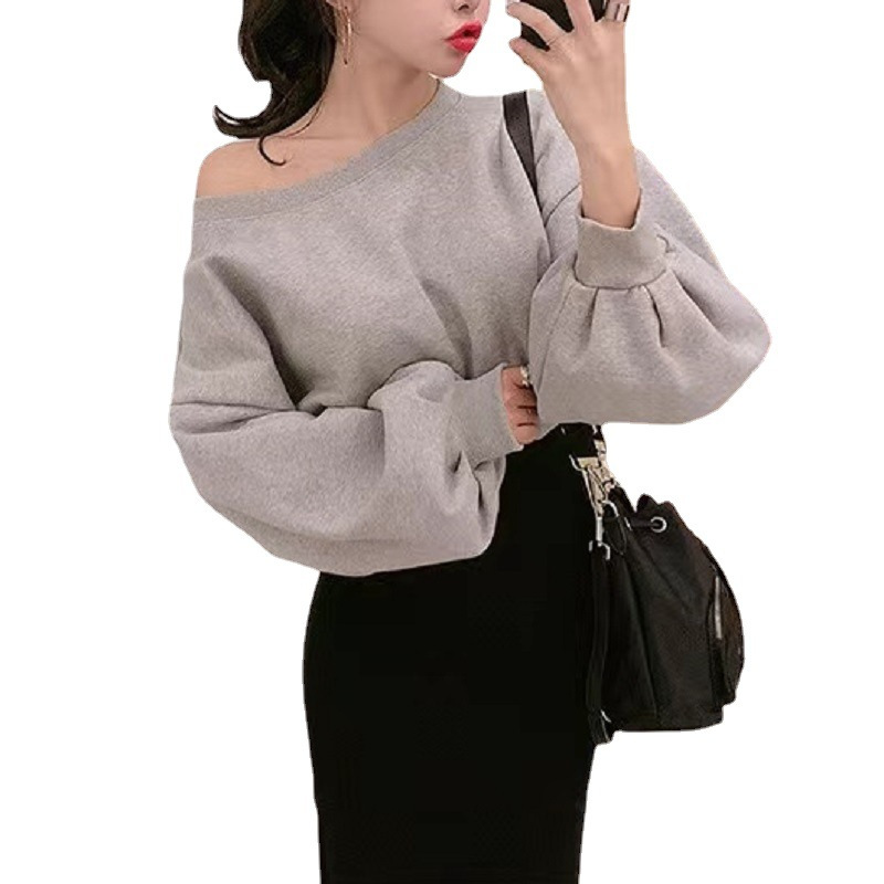春季蝙蝠袖斜一字领长袖T恤女纯色休闲上衣设计感后开叉打底衫女
